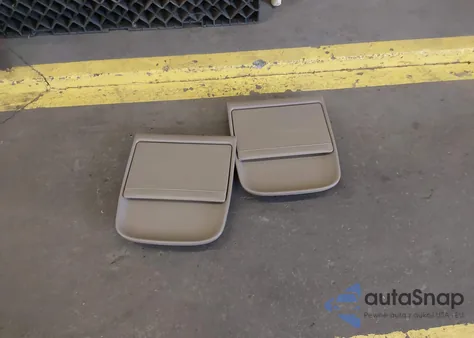 2000 Buick Park Avenue из США, поврежденный, VIN 1G4CW54K7Y4288331